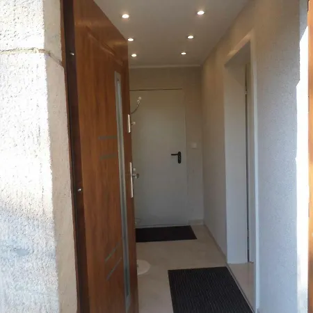 1 Zi. Naehe Flughafen/messe Stuttgart 24h Apartamento Waldenbuch